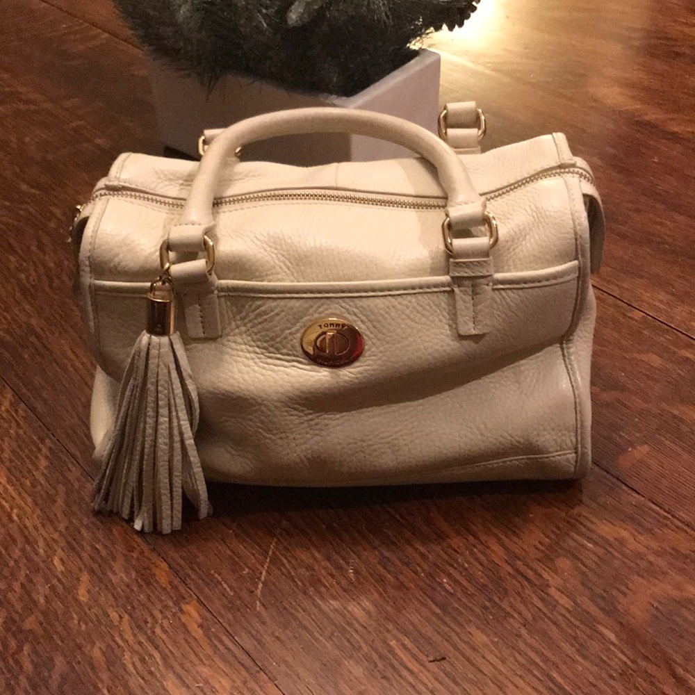 Tan 100% leather handbag